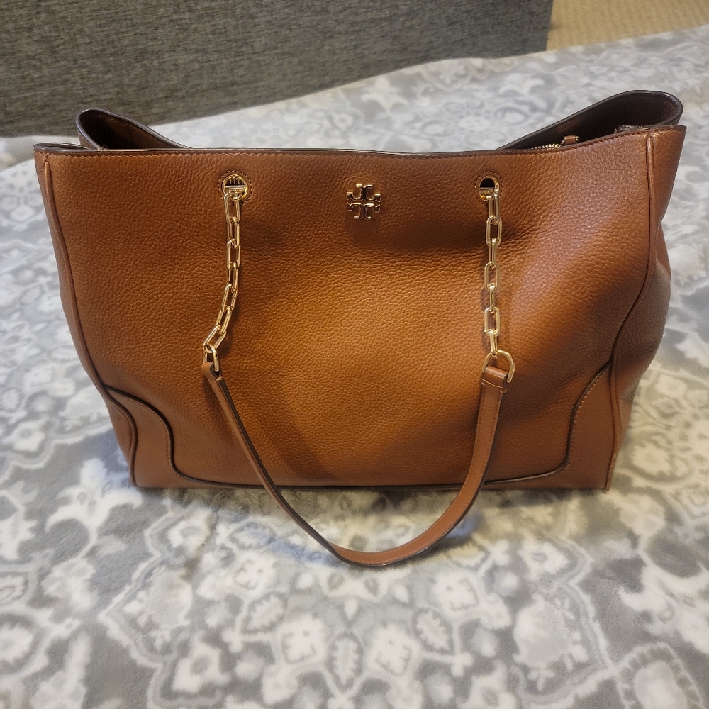 Tory Burch Tote Bag Shoulder Bag with Gold Chain Strap Detail